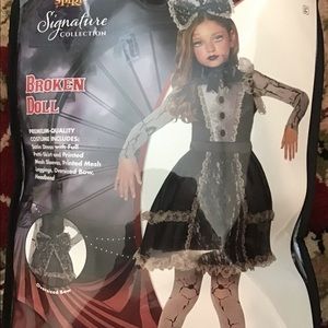 Halloween costume broken doll size Xl